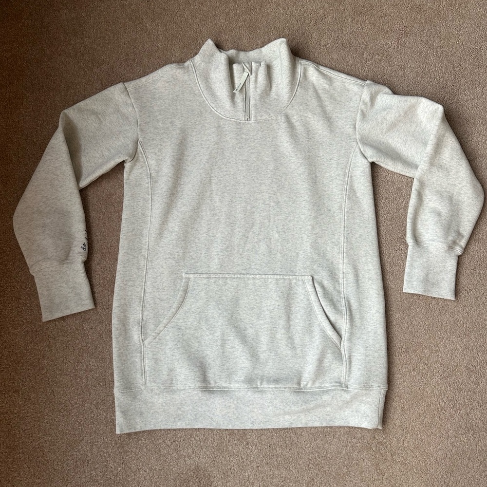 NWOT Athleta Light Gray Zip-Up Hoodie
